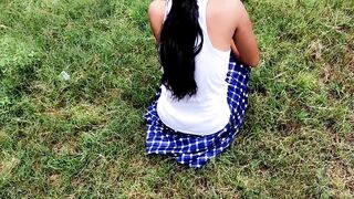 Desi Hot Outdoor Indian Teen Girl Show Ass And Pussy - 7 image