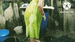 Tamil village mullu aunty outdoors bath Sex video - 6 image