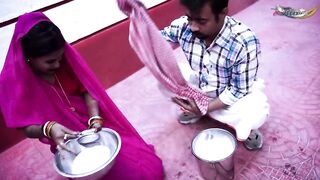 Doodh Nikal ne aaya Dudhwale Bhaiya Sudipa Bhoujai ki aur Chus Chus ke piya Bhabhiji ka doodh ( Hindi Audio ) - 3 image