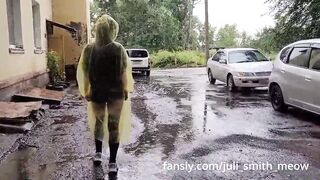 Teen in yellow raincoat flashes pussy outdoors in the rain - 14 image