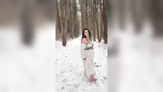 Outlander Cosplay: Fucking and Teasing Outdoors Thick MILF - 6 image