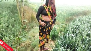 Indian farmer wife working on field fucking hardcore outdoor hindi sex - 14 image