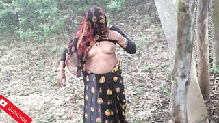 Indian farmer wife working on field fucking hardcore outdoor hindi sex - 3 image