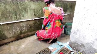 wifi ki chuda when she is bathing outdoor in balkani hardcore sex - 2 image