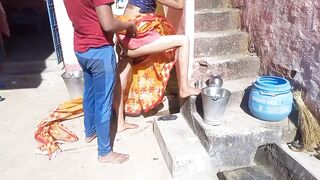 Indian neighborh bhabhi outdoor blowjob porn video - 6 image