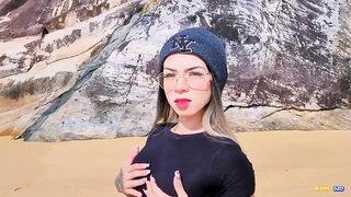 I asked a stranger to film me on the beach, I paid him with a very wet blowjob! - 3 image
