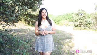 OUTDOOR DATE! Amanda Luxor wants to find a good public fuck - 2 image