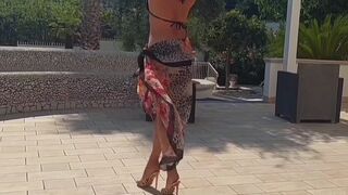 Selena's outdoor dancing posing in heels - 1 image