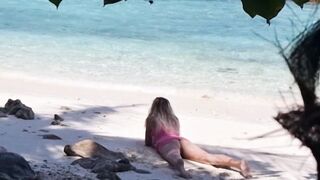 Sex On The Beach - Amateur Nudist Voyeur - 3 image