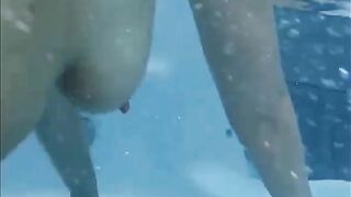 Outdoor Blowjob In The Pool - 9 image