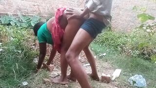 Real Indian Outdoor Sex. Indian Girl Gets Fucked By Her Boyfriend - 14 image