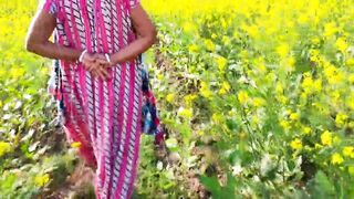 Bhabi did pissab in mustard cultivation !! Bangla boudi sorser khete pisab kore dilo re - 4 image