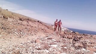 Couple Is Hiking Naked Near the Coast - 7 image