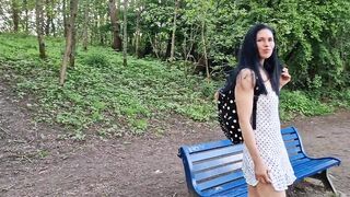 No panties in public park and peeing - 5 image