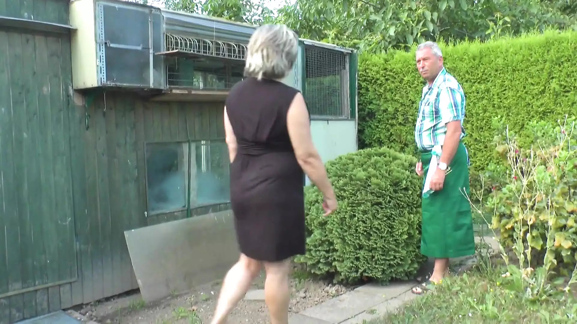 In the Garden I Fuck as a Neighbor watch online