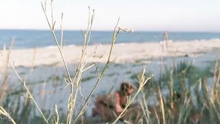 Couple Caught on Camera Having Sex on the Beach - 15 image