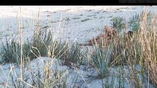 Couple Caught on Camera Having Sex on the Beach - 6 image