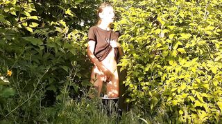 Risky public female masturbation in nature - Lesbian-candys - 9 image