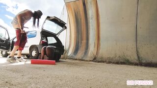 AFRICAN WOMAN WITHOUT PANTIES HAS HER CAR BREAKDOWN AND WHEN SHE BENDS DOWN TO SEE THE PROBLEM, SHE IS SURPRISED BY A STRANGER WITH A HARD COCK WHO FUCKS HER IN HER HOT AND JUICY PUSSY IN VARIOUS POSITIONS WITHOUT A SHIRT - 4 image