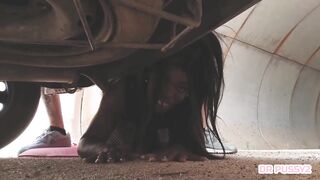 AFRICAN WOMAN WITHOUT PANTIES HAS HER CAR BREAKDOWN AND WHEN SHE BENDS DOWN TO SEE THE PROBLEM, SHE IS SURPRISED BY A STRANGER WITH A HARD COCK WHO FUCKS HER IN HER HOT AND JUICY PUSSY IN VARIOUS POSITIONS WITHOUT A SHIRT - 5 image