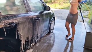 I undress while washing the car at the car wash, showing my tits and pussy in public - 8 image