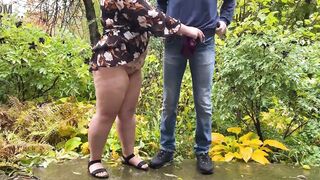 Couple, that pees together, stays together - 11 image