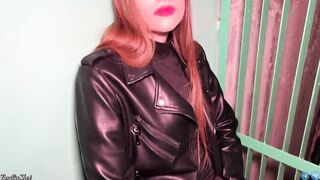 Stepsister in boots! Fucked in the entrance! Public sex - 6 image