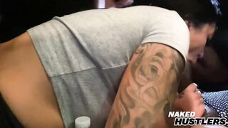 Yvonna Basketball Court - 2 image