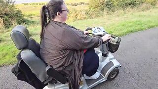 Let's Go to the Seaside on My Scooter - 11 image