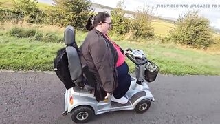 Let's Go to the Seaside on My Scooter - 6 image