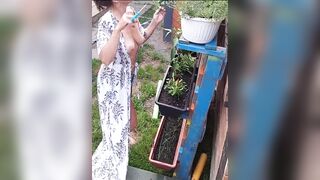 Gardening without t-shirt! - 7 image
