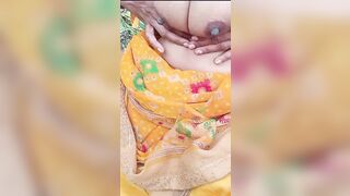 Dhan ki khet me chudai kiya desi bhabhi ko - 10 image