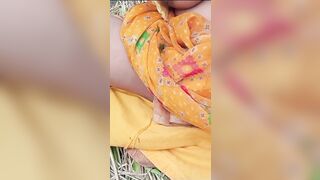 Dhan ki khet me chudai kiya desi bhabhi ko - 15 image