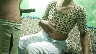 Padosan bhabhi ko Ghar bulakar ghodi banakar choda re