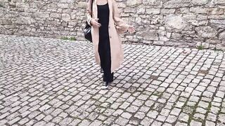 Almost Caught!? Sloppy Blowjob Outside for the First Time - 2 image