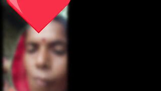 Bhabhi peeing alone in outdoor - 8 image