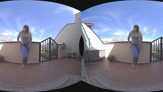 VR video Girl Pissing outdoor in jeans