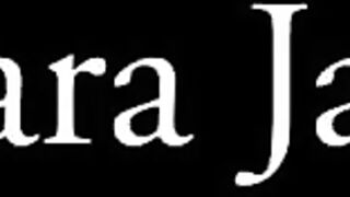 Teasing Goddess! Sara Jay Shakes That Perfect Ass Inside Her Pool! - 2 image