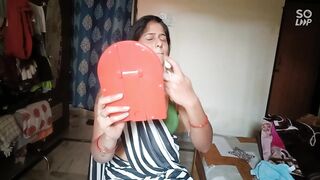 indian BANGLA desi BHABHI star sanjana calling her boyfriend to with huge when she is alone in home - 2 image