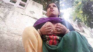 Indian Desi Bhabhi Finger - 2 image