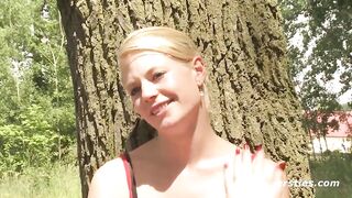 First-year students - student Isabella takes a dirty sunbath in the park - 13 image