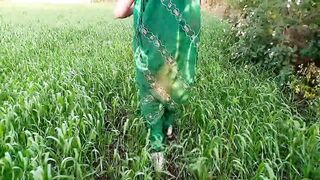 Ritu came to her elder stepsister's place, walking on the fields on the pretext of full Hindi audio x video - 2 image