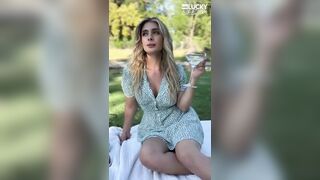 Picnic In Paradise With Busty Blondie Tru Kait - 11 image