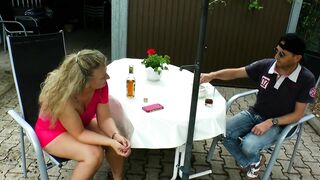 German piss clip - Piss in her face - 3 image
