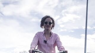 Miss Daisy Diamond on Wheels, bike vlog - 1 image