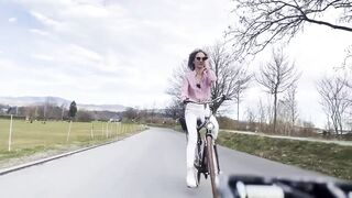 Miss Daisy Diamond on Wheels, bike vlog - 6 image