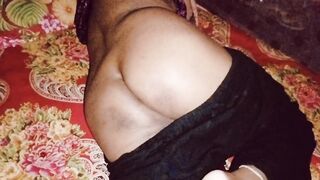 Fucked big milk and began to press big big big bhoda - 2 image