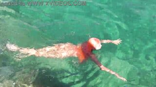 Blue water and a naked girl! - 14 image