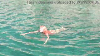 Blue water and a naked girl! - 7 image
