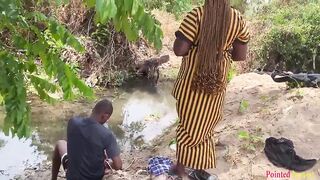 Outdoor stroll with babe. Fuck her in the river Yard - 2 image